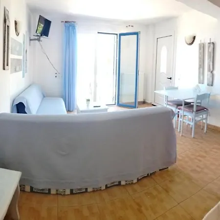 Laggada House Apartament *